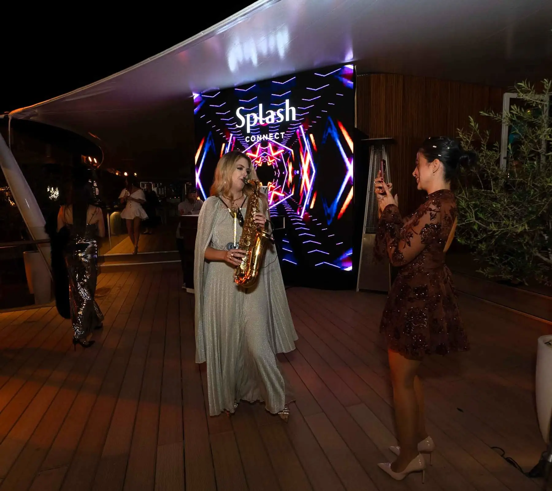 Brand experience set piece